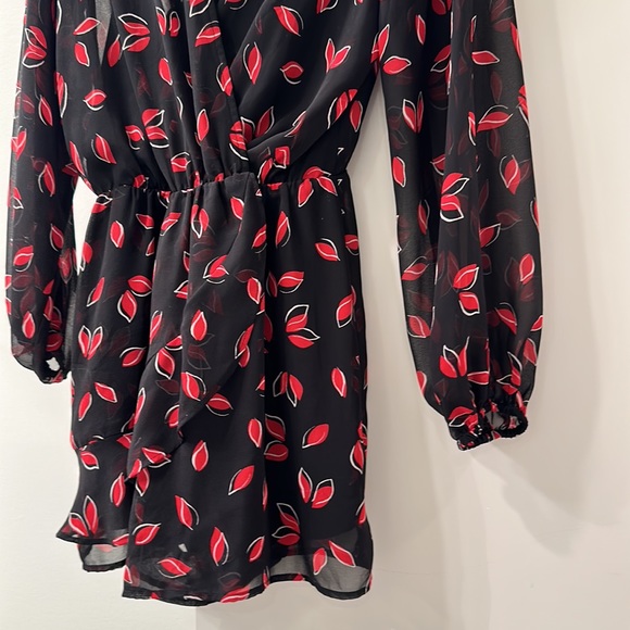 Express Romper - Picture 2 of 6